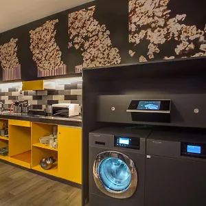 Hotel Meininger Termini Rome