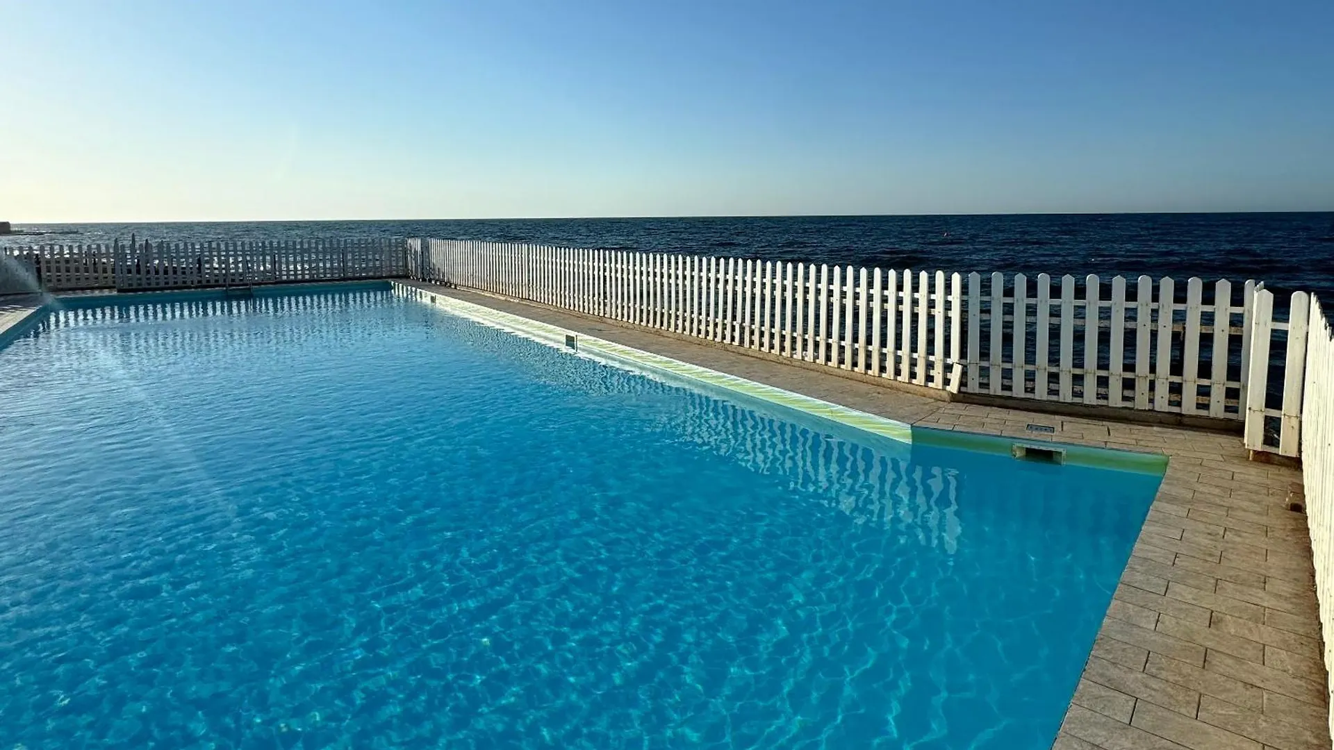 Baia Sangiorgio Hotel & Beach Club Bari 4*,  Italy